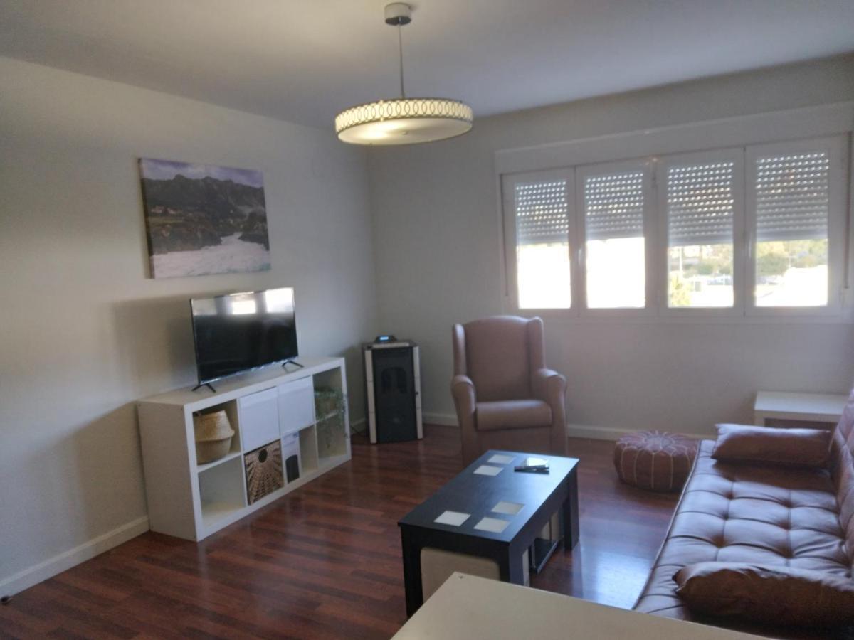 Piso Amplio Y Tranquilo En Marchena 아파트 외부 사진